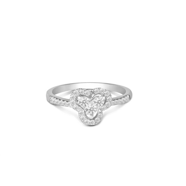 Diamond Ring in 18K White Gold