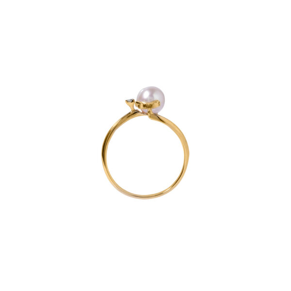 Pearl Ring in 18K Yellow Gold