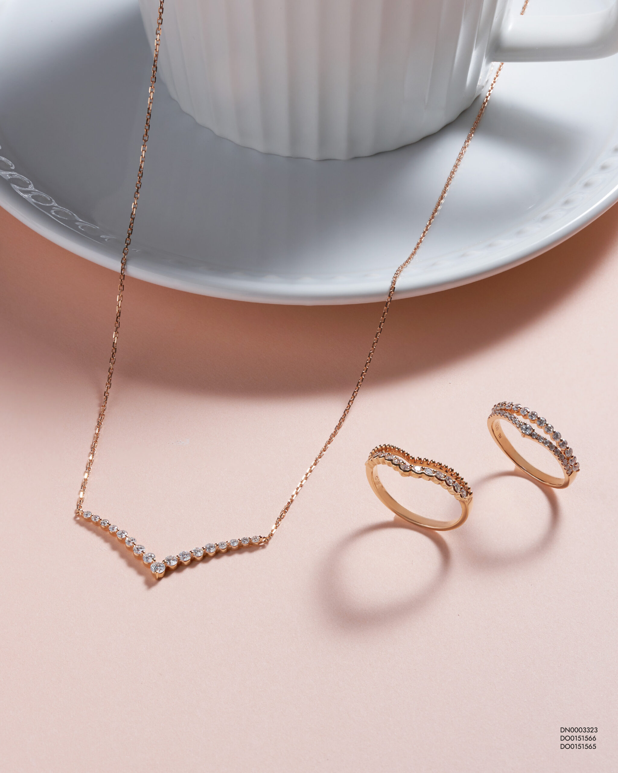 valentine mood shoot_no logo-03