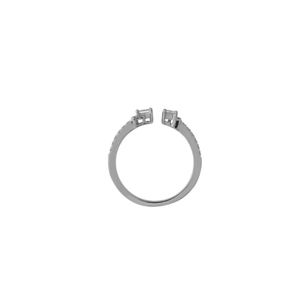 Diamond Ring in 18K White Gold