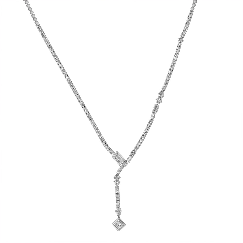 Diamond Necklace in 18K White Gold
